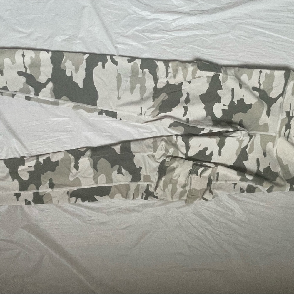 Green camouflage leggings